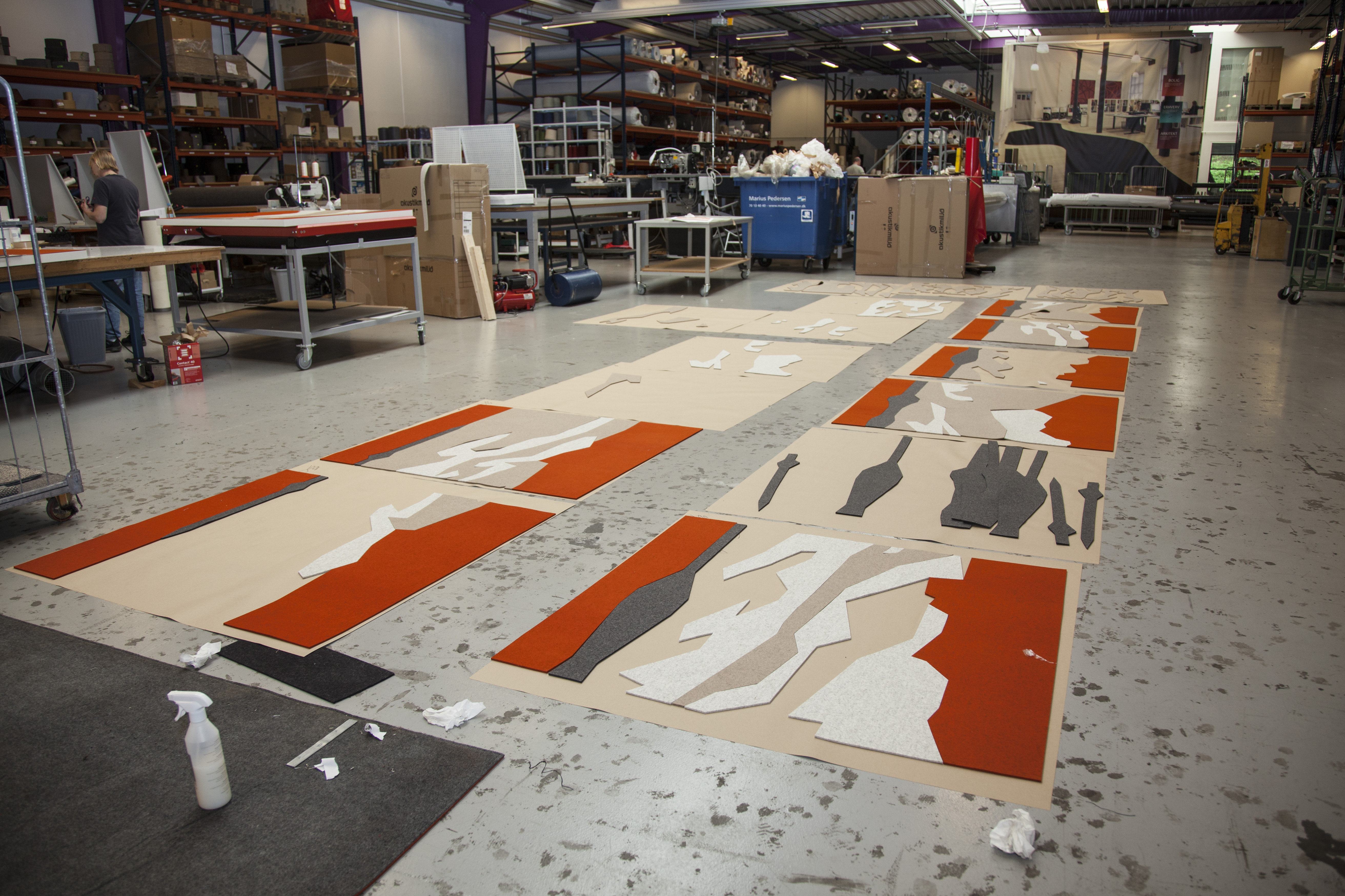 Produktion af Twister akustikmoduler i filt (8)